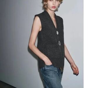Zara long wool vest, wool blend size Large, charcoal, pockets